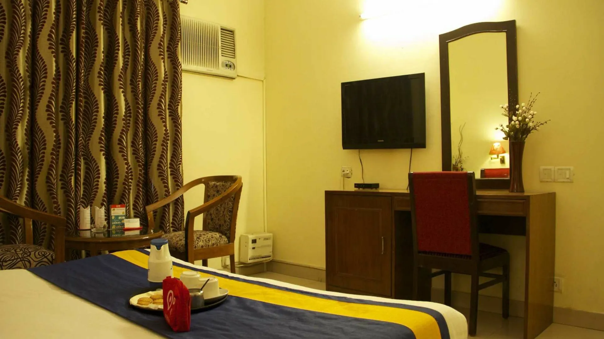 Oyo 495 Hotel Chaupal Gurgaon